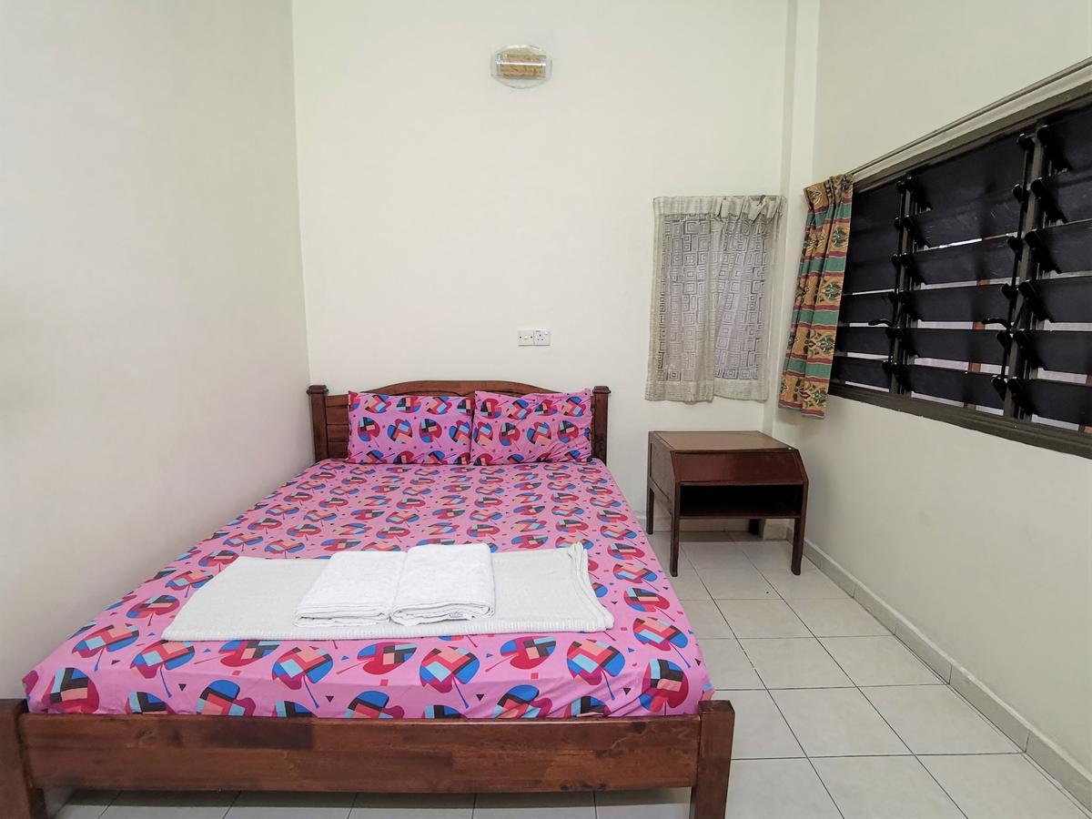 Star Lodge George Town Esterno foto
