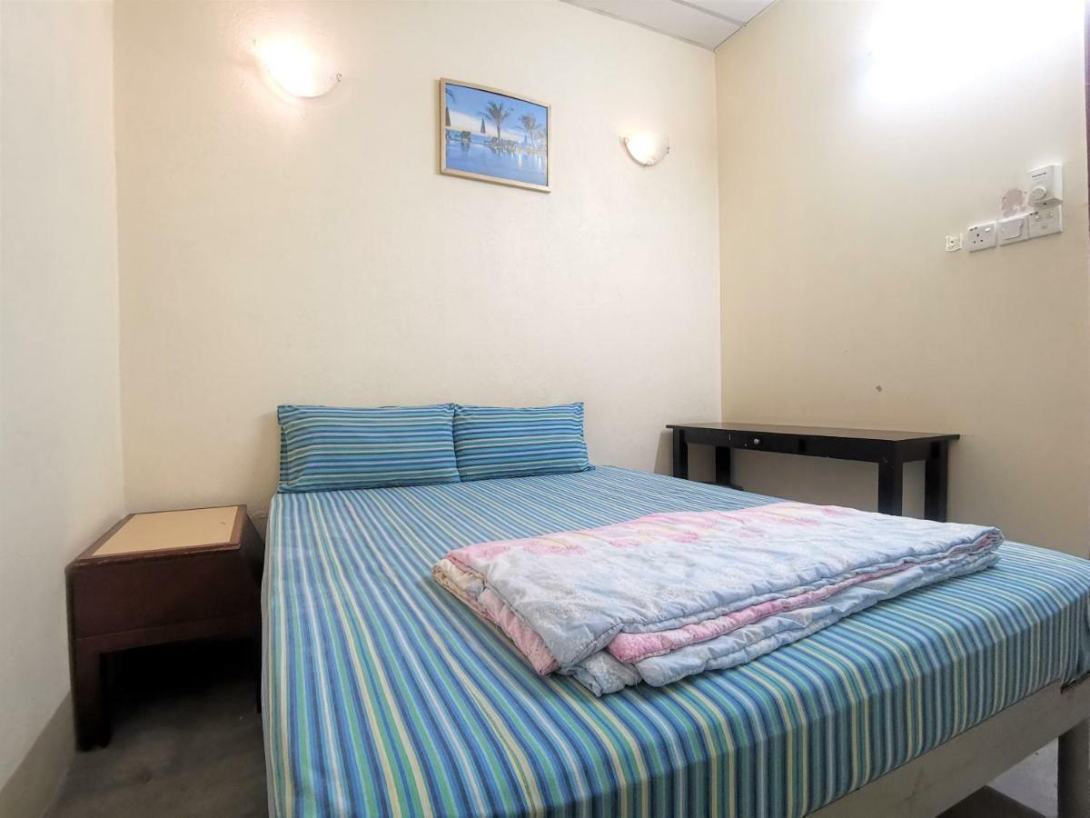 Star Lodge George Town Esterno foto