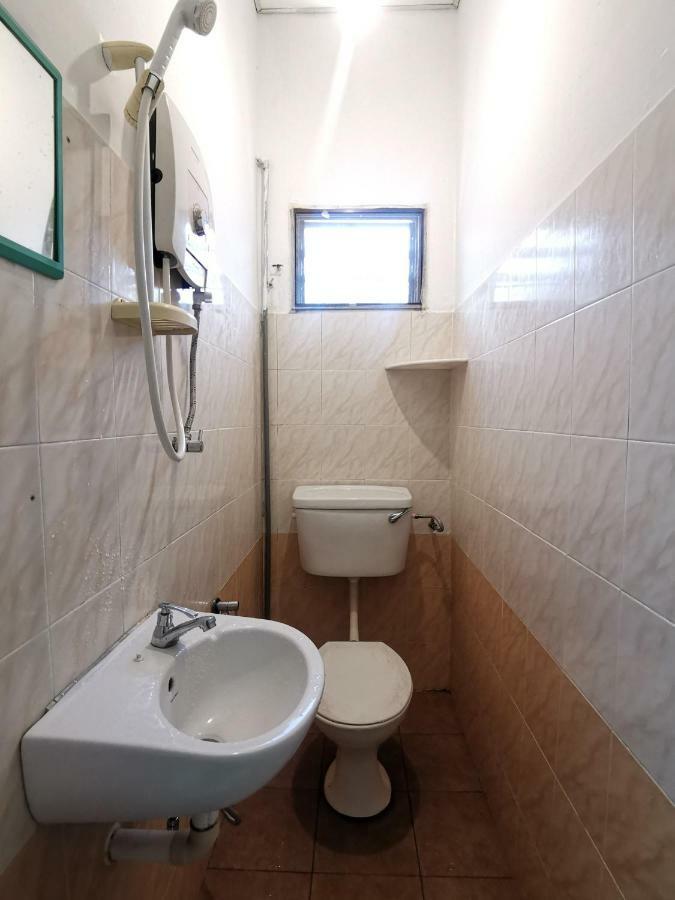 Star Lodge George Town Esterno foto
