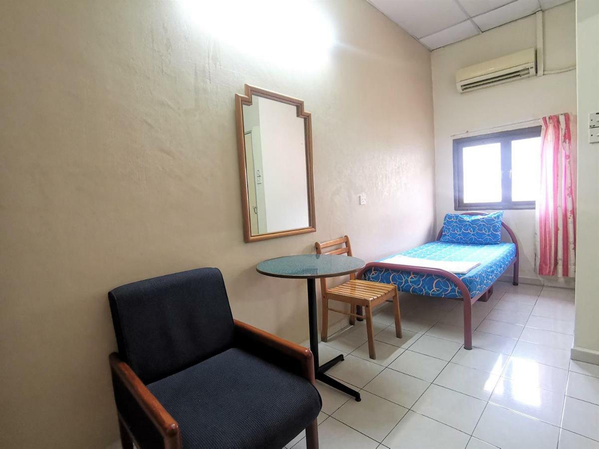 Star Lodge George Town Esterno foto