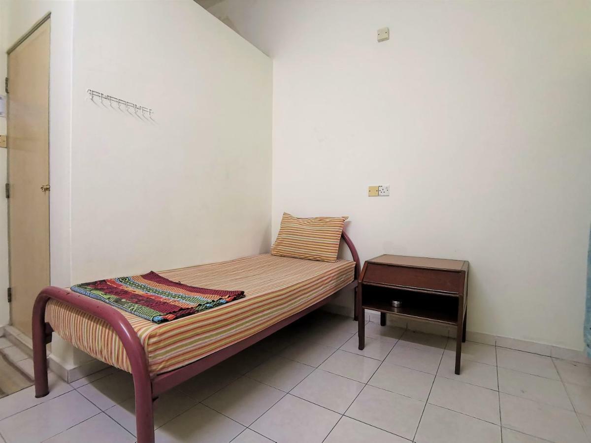 Star Lodge George Town Esterno foto