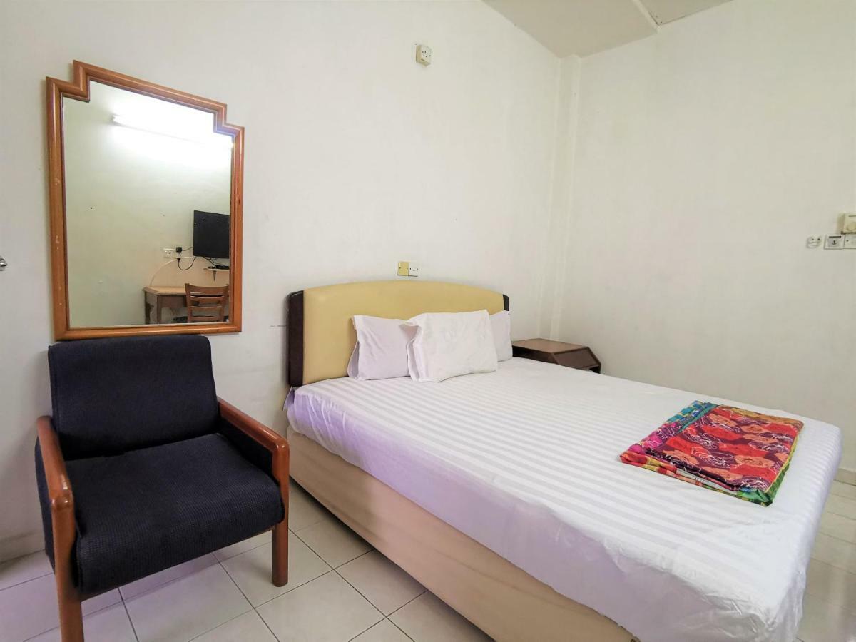 Star Lodge George Town Esterno foto